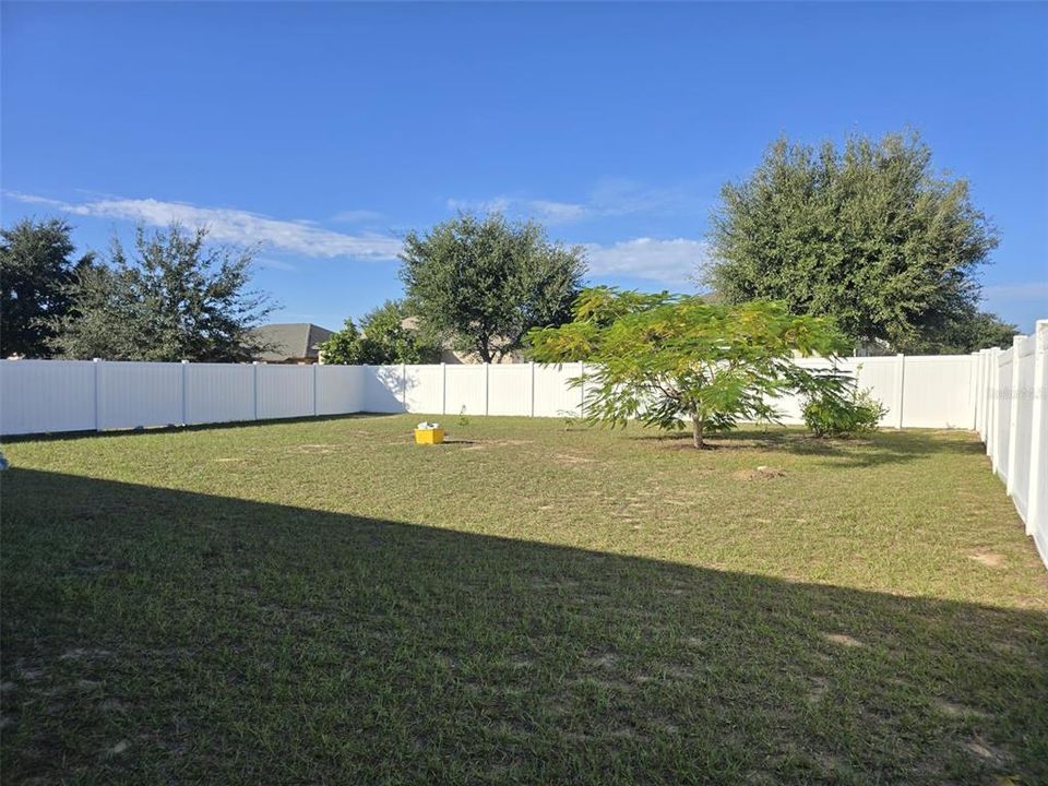 На продажу: $260,000 (3 спален, 2 ванн, 1131 Квадратных фут)