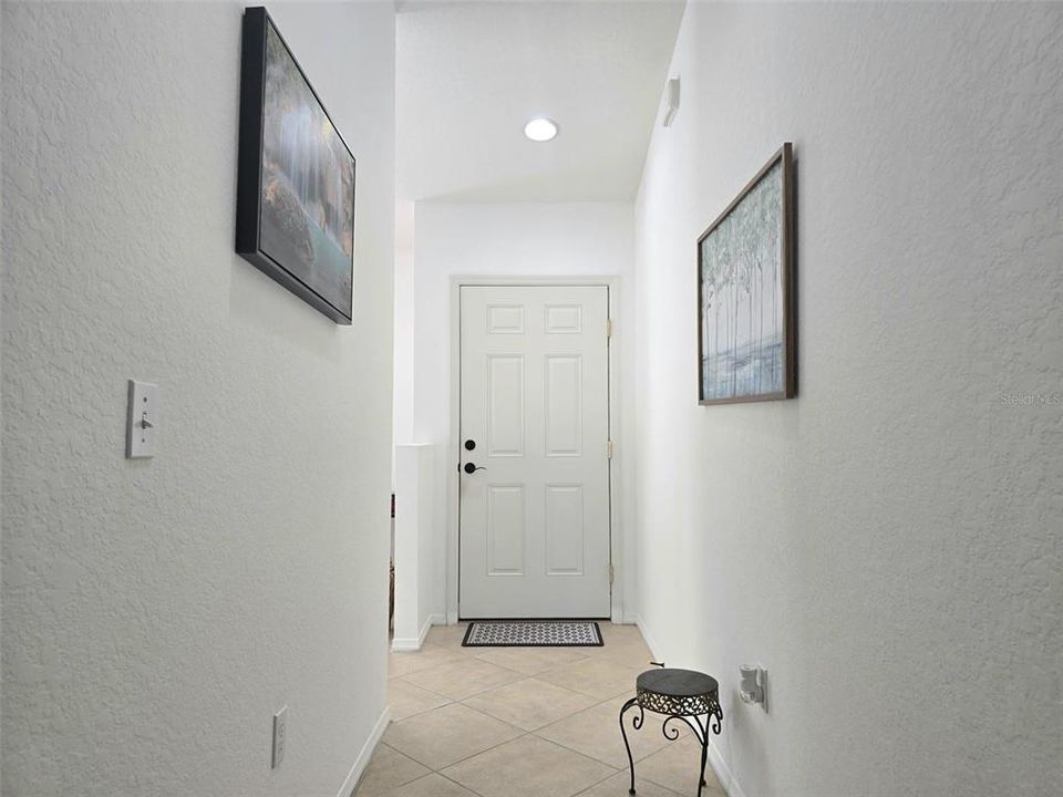 На продажу: $260,000 (3 спален, 2 ванн, 1131 Квадратных фут)