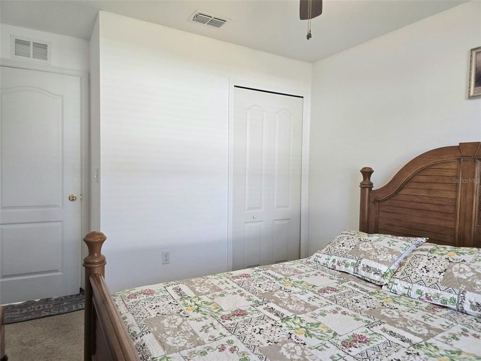 На продажу: $260,000 (3 спален, 2 ванн, 1131 Квадратных фут)