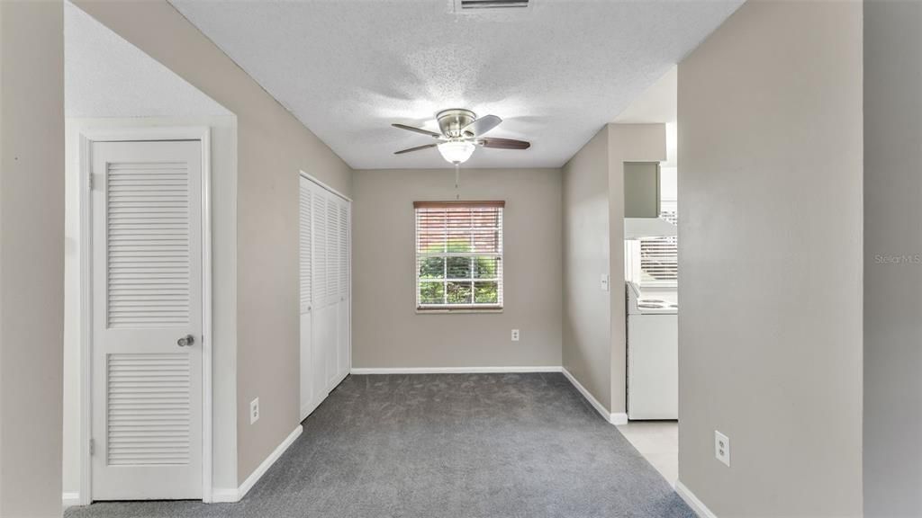 Active With Contract: $134,900 (1 beds, 1 baths, 669 Square Feet)