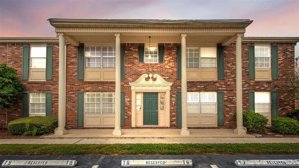 Active With Contract: $134,900 (1 beds, 1 baths, 669 Square Feet)