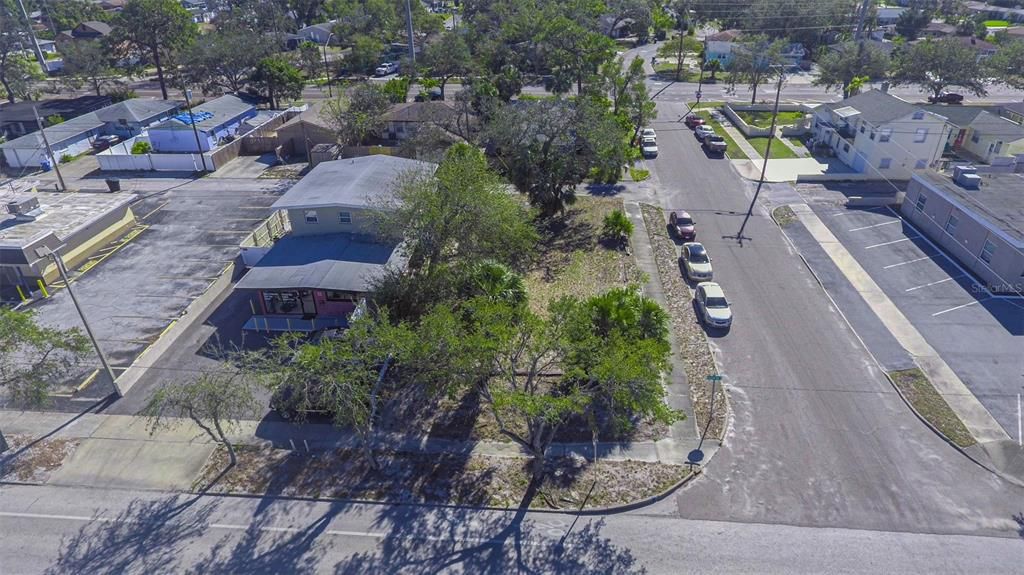 En Venta: $298,000 (0.11 acres)