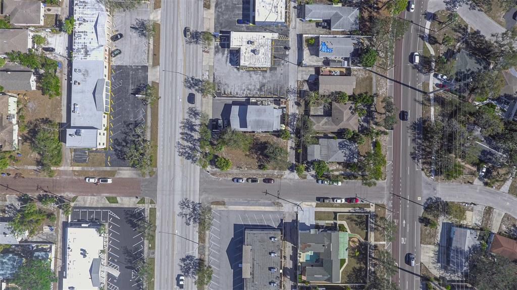 En Venta: $298,000 (0.11 acres)