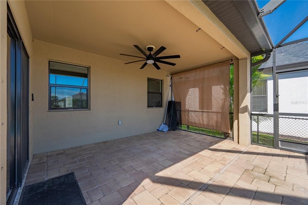 Activo con contrato: $436,000 (4 camas, 2 baños, 2596 Pies cuadrados)