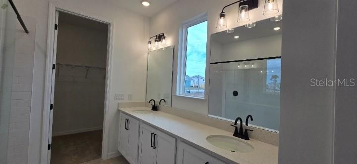 For Sale: $565,788 (4 beds, 2 baths, 2015 Square Feet)