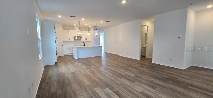 For Sale: $565,788 (4 beds, 2 baths, 2015 Square Feet)