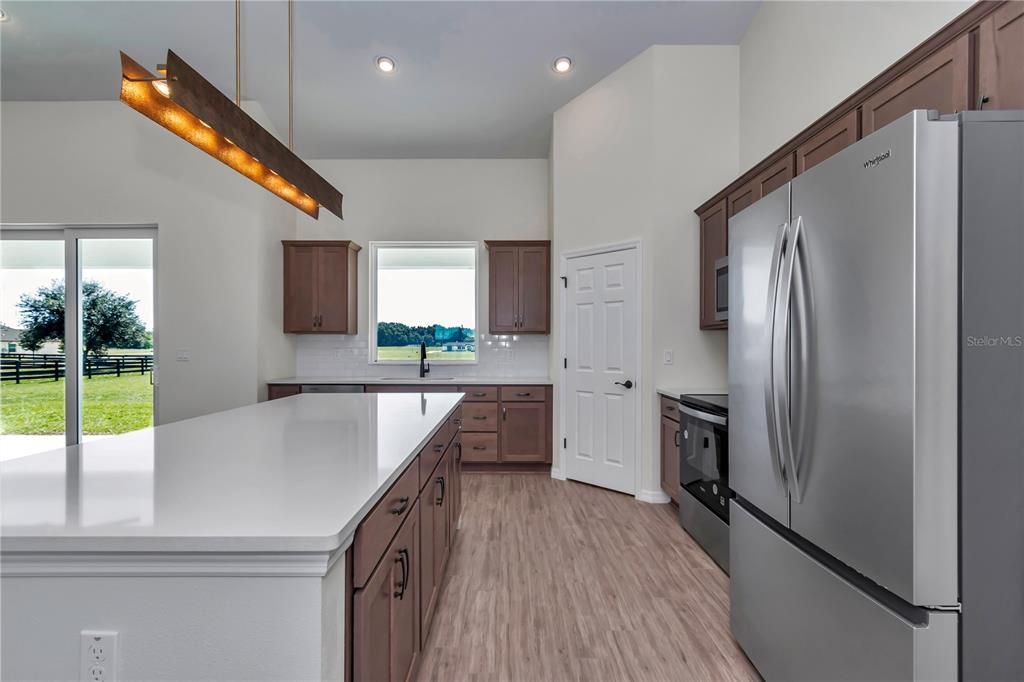 For Sale: $579,000 (3 beds, 2 baths, 2069 Square Feet)