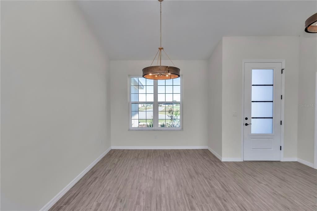 For Sale: $579,000 (3 beds, 2 baths, 2069 Square Feet)