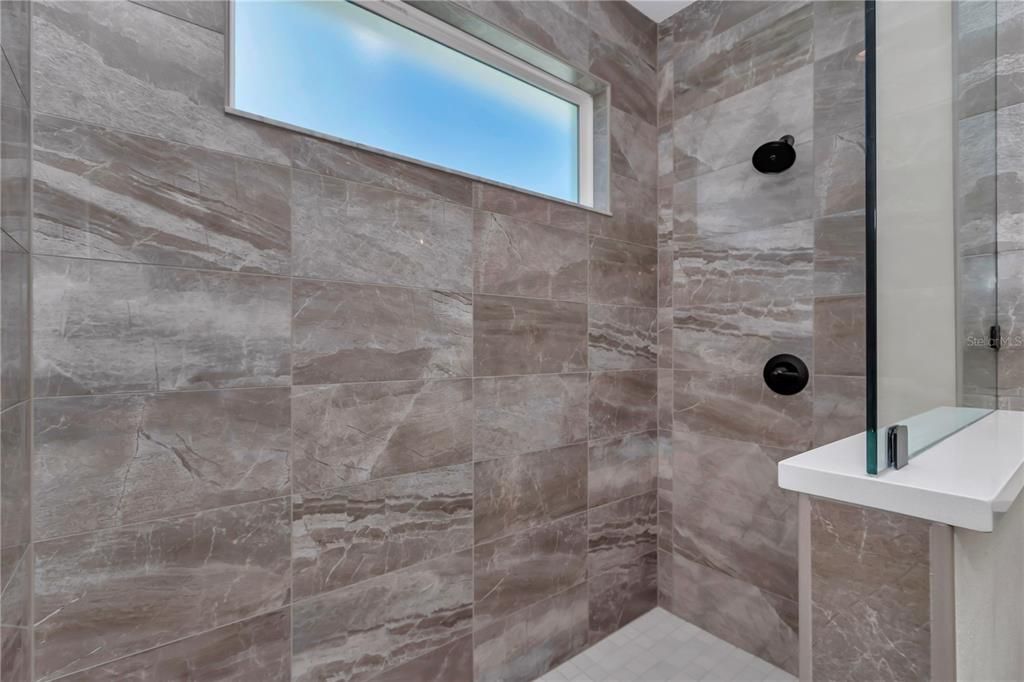 For Sale: $579,000 (3 beds, 2 baths, 2069 Square Feet)