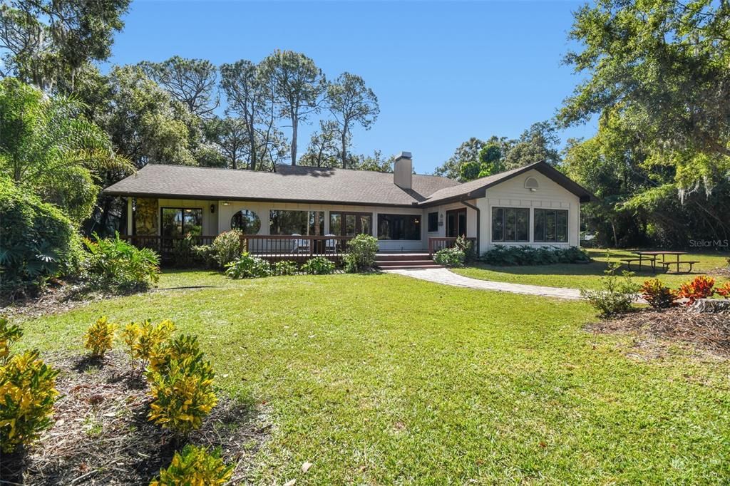 For Sale: $1,199,900 (4 beds, 3 baths, 3240 Square Feet)