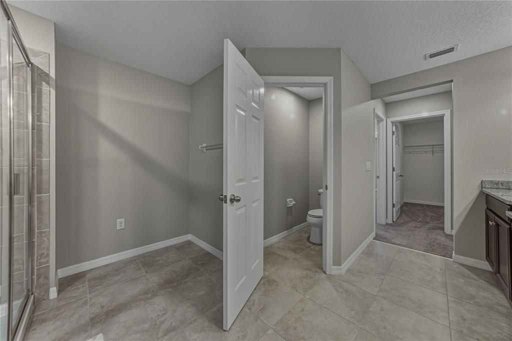 Active With Contract: $399,900 (4 beds, 3 baths, 2230 Square Feet)