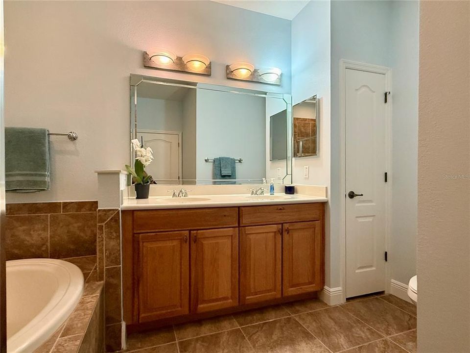 待售: $399,900 (3 贝兹, 2 浴室, 1254 平方英尺)