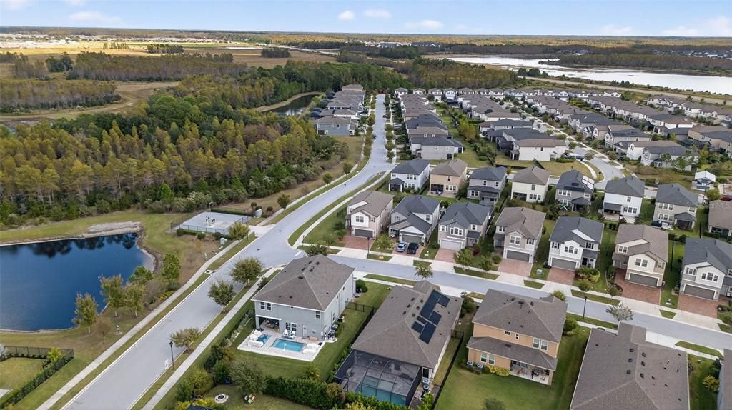 En Venta: $575,000 (4 camas, 2 baños, 2775 Pies cuadrados)