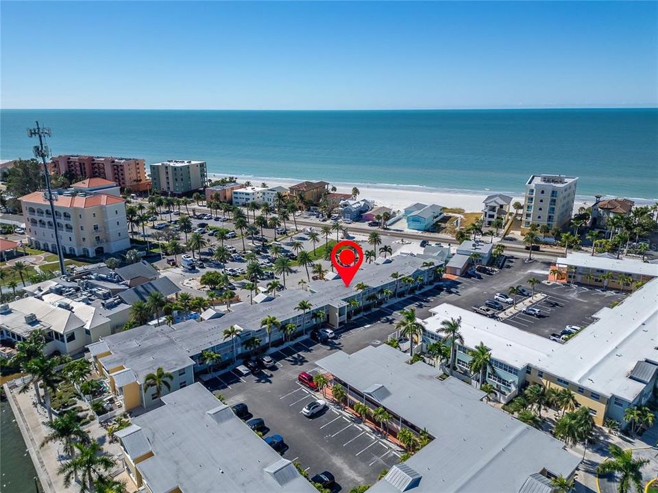 待售: $435,000 (1 贝兹, 1 浴室, 735 平方英尺)