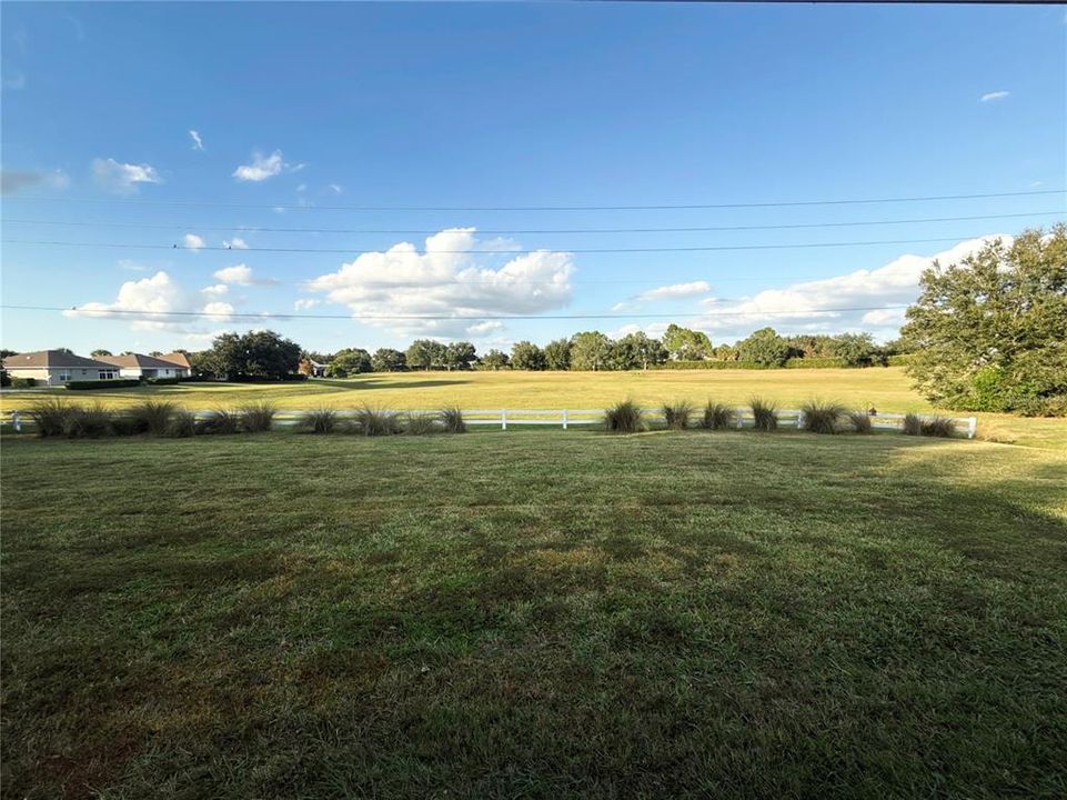 待售: $145,000 (2 贝兹, 2 浴室, 1089 平方英尺)