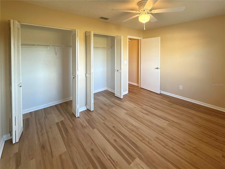 待售: $145,000 (2 贝兹, 2 浴室, 1089 平方英尺)