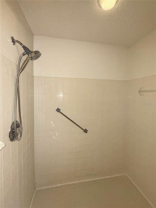 待售: $145,000 (2 贝兹, 2 浴室, 1089 平方英尺)