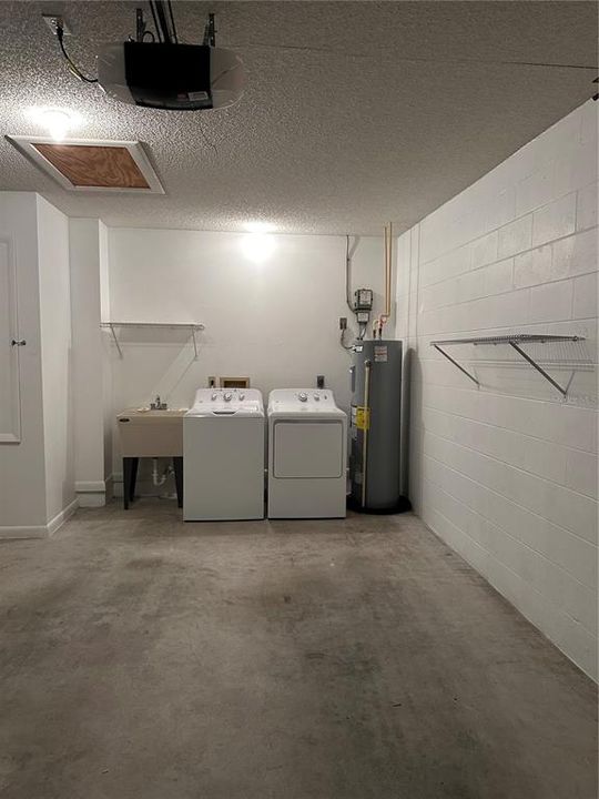 待售: $145,000 (2 贝兹, 2 浴室, 1089 平方英尺)