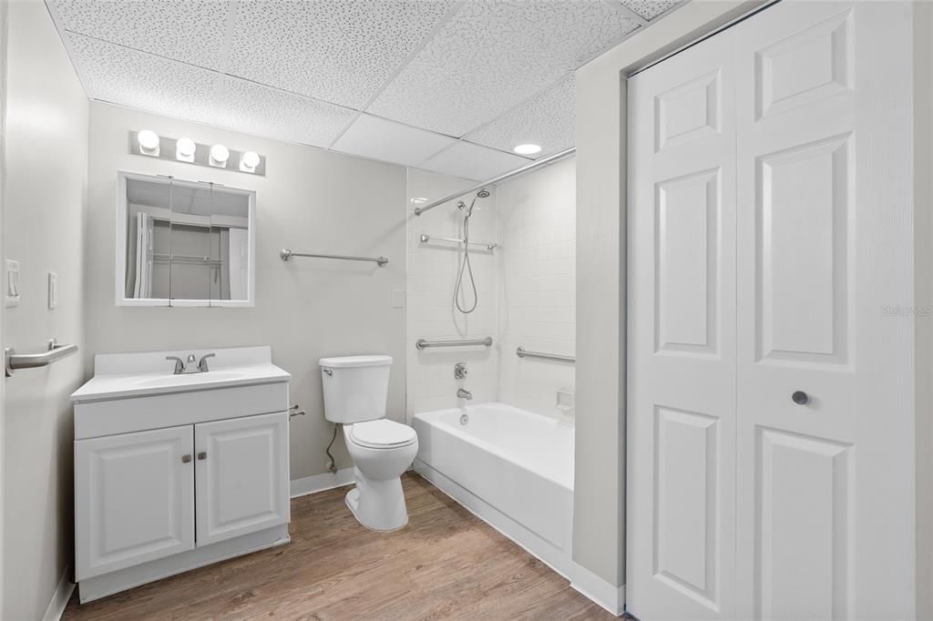 В аренду: $2,850 (1 спален, 1 ванн, 460 Квадратных фут)