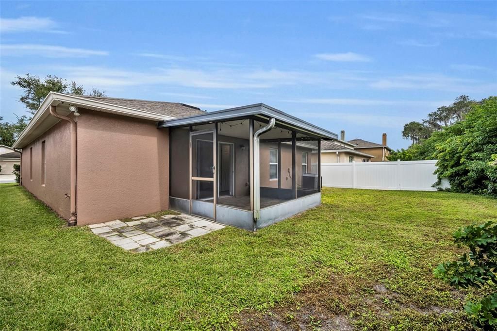 Active With Contract: $360,000 (3 beds, 2 baths, 1684 Square Feet)