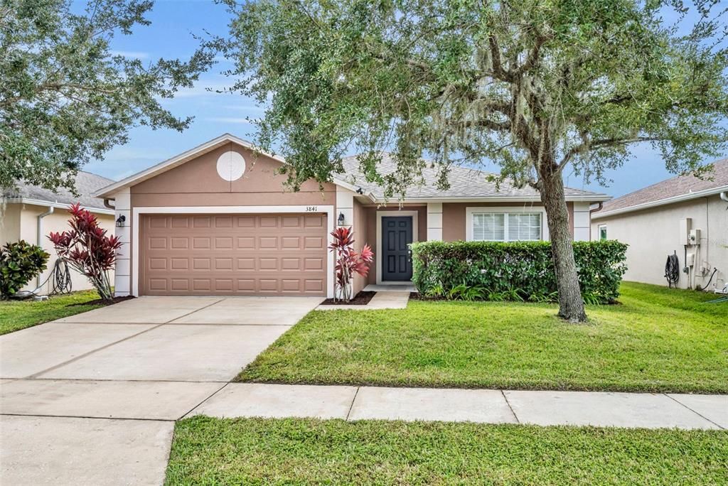 Active With Contract: $360,000 (3 beds, 2 baths, 1684 Square Feet)