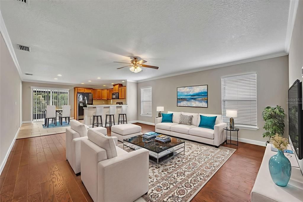 Active With Contract: $360,000 (3 beds, 2 baths, 1684 Square Feet)