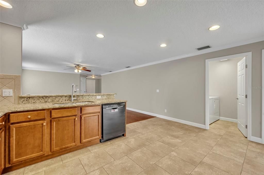 Active With Contract: $360,000 (3 beds, 2 baths, 1684 Square Feet)