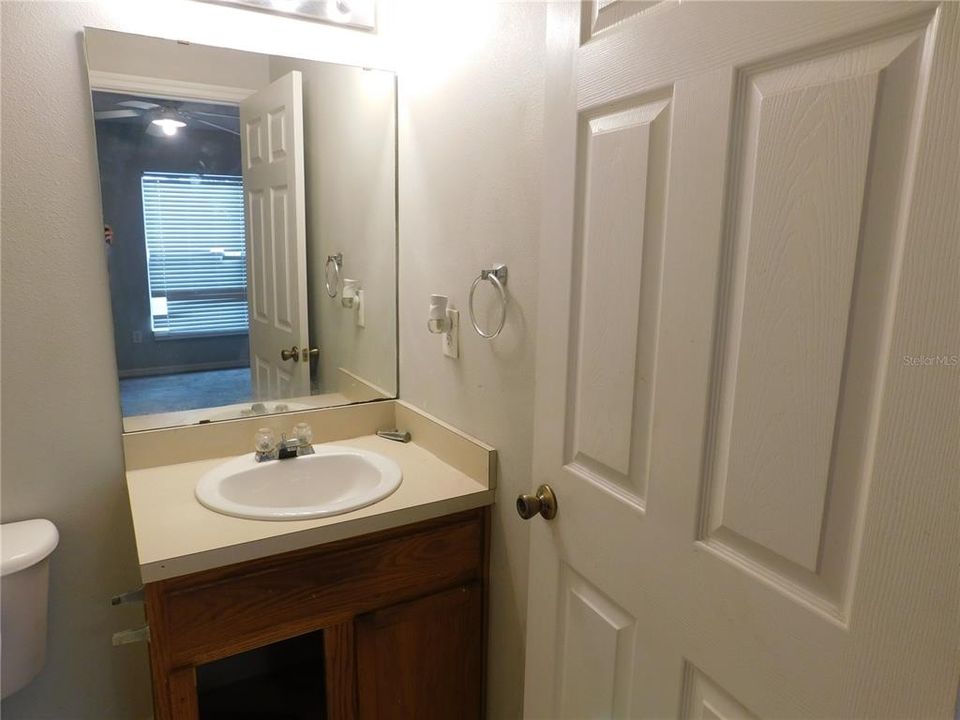 待售: $239,900 (2 贝兹, 2 浴室, 1284 平方英尺)