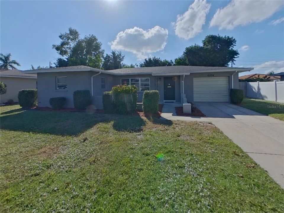 В аренду: $2,149 (2 спален, 2 ванн, 1438 Квадратных фут)