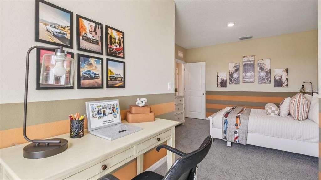 Active With Contract: $311,990 (3 beds, 2 baths, 1673 Square Feet)