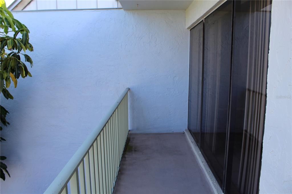 出租: $1,550 (1 贝兹, 1 浴室, 850 平方英尺)