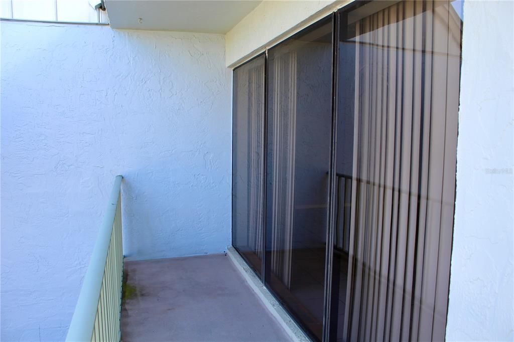 出租: $1,550 (1 贝兹, 1 浴室, 850 平方英尺)