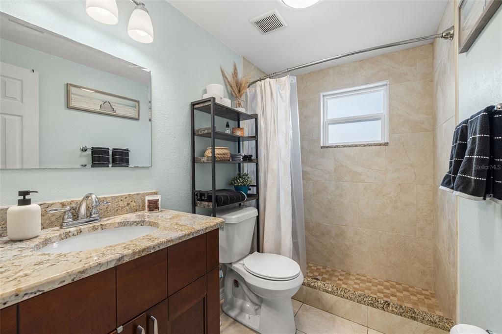 Active With Contract: $375,000 (3 beds, 3 baths, 1343 Square Feet)