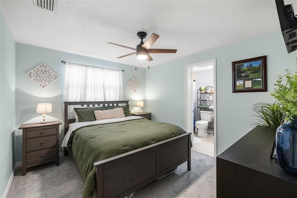 Active With Contract: $375,000 (3 beds, 3 baths, 1343 Square Feet)