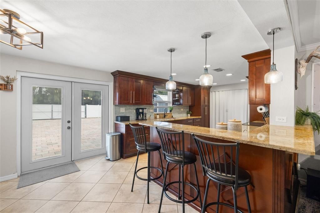 Active With Contract: $375,000 (3 beds, 3 baths, 1343 Square Feet)