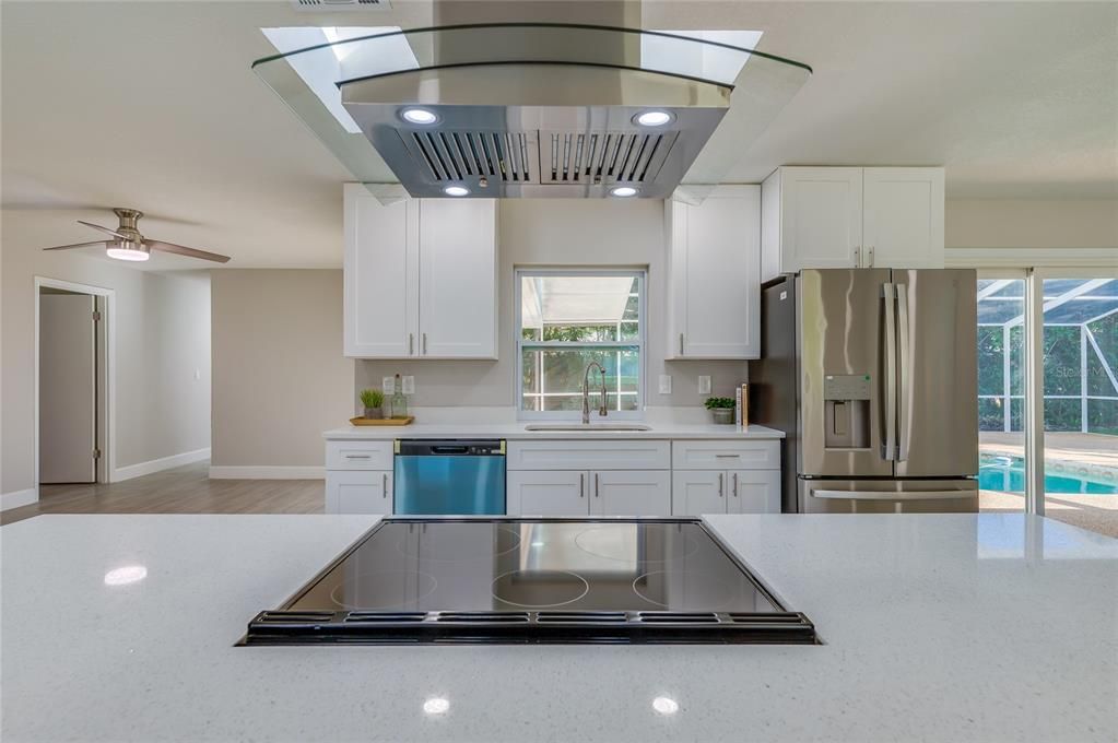 На продажу: $549,000 (4 спален, 3 ванн, 2498 Квадратных фут)