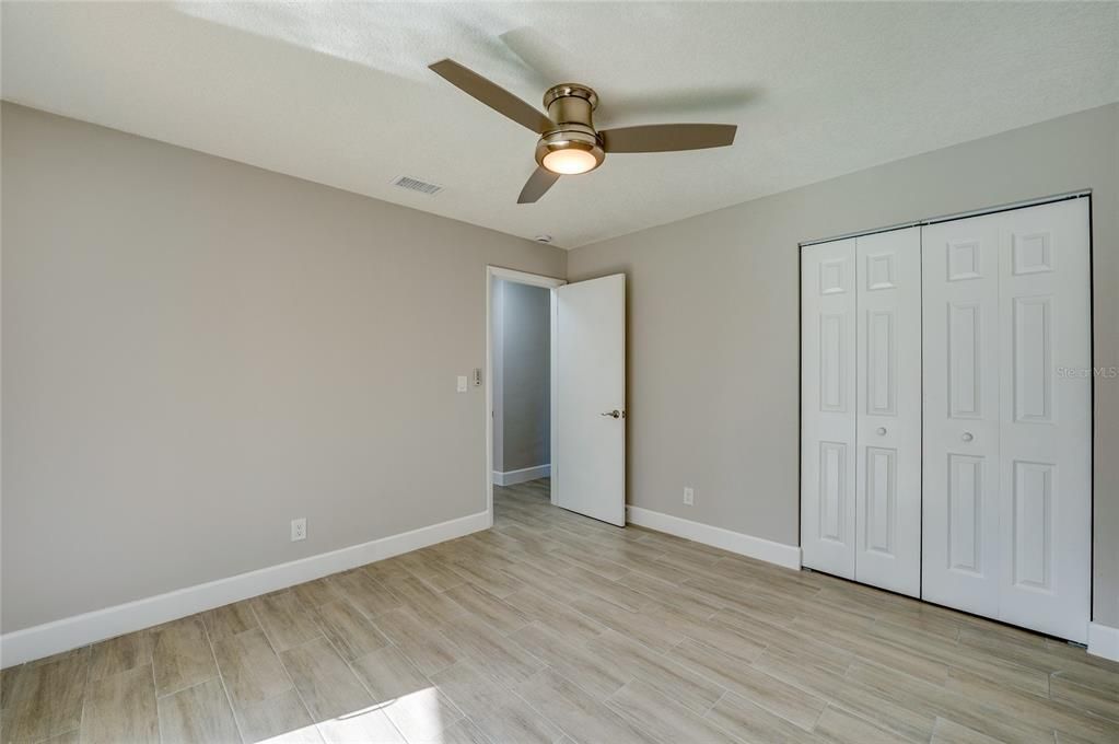 На продажу: $549,000 (4 спален, 3 ванн, 2498 Квадратных фут)