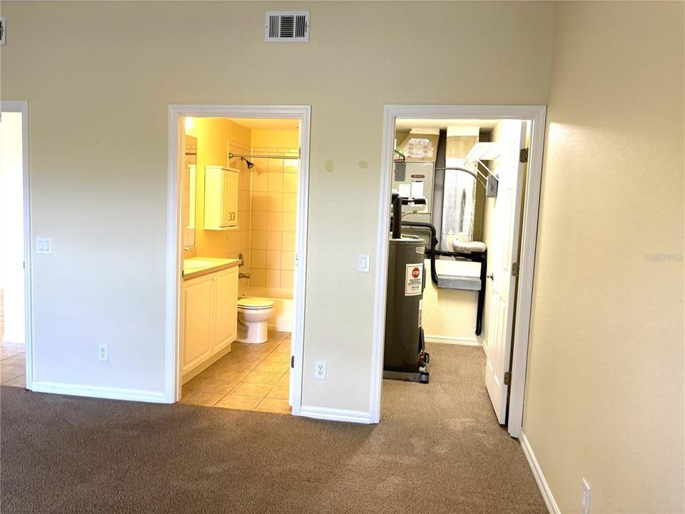 For Rent: $1,795 (2 beds, 2 baths, 1328 Square Feet)