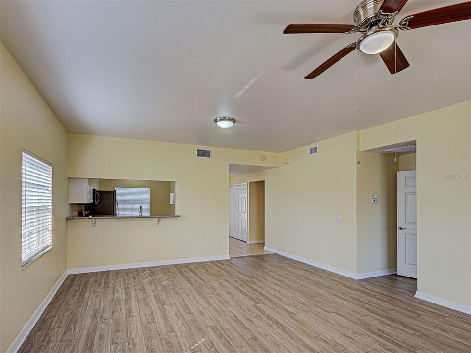 For Rent: $1,795 (2 beds, 2 baths, 1328 Square Feet)