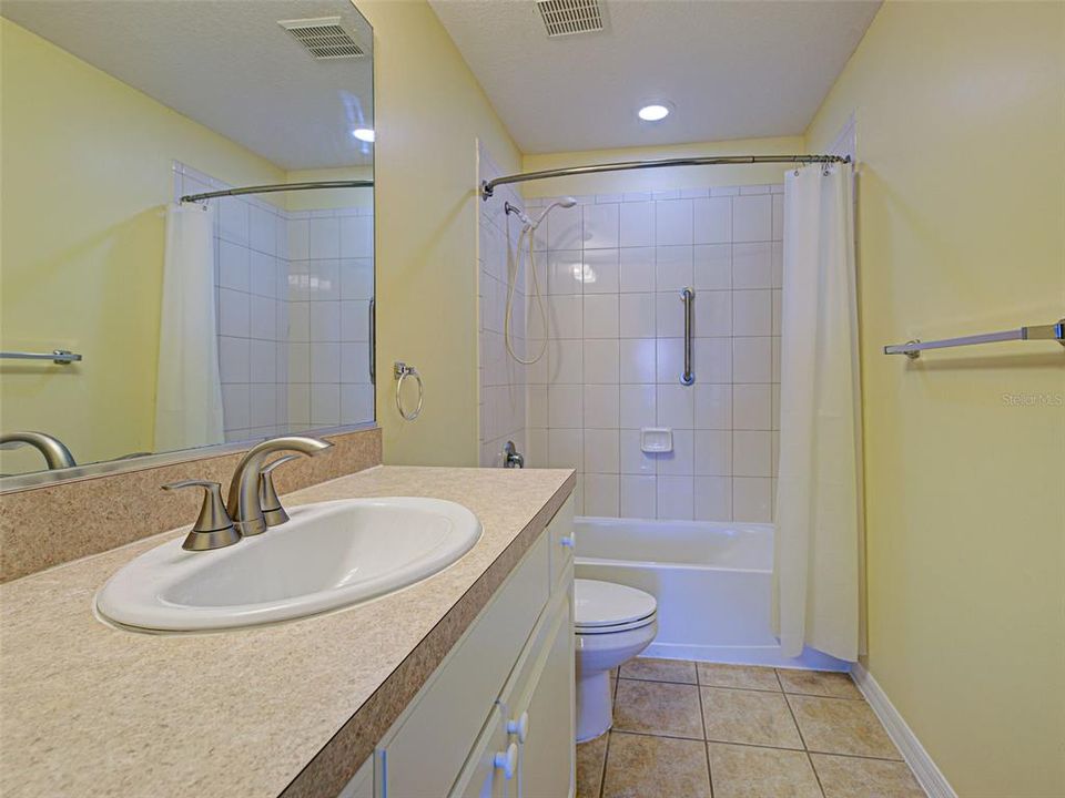 For Rent: $1,795 (2 beds, 2 baths, 1328 Square Feet)