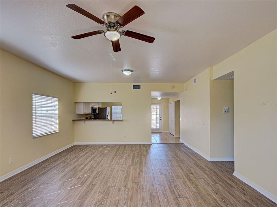 For Rent: $1,795 (2 beds, 2 baths, 1328 Square Feet)