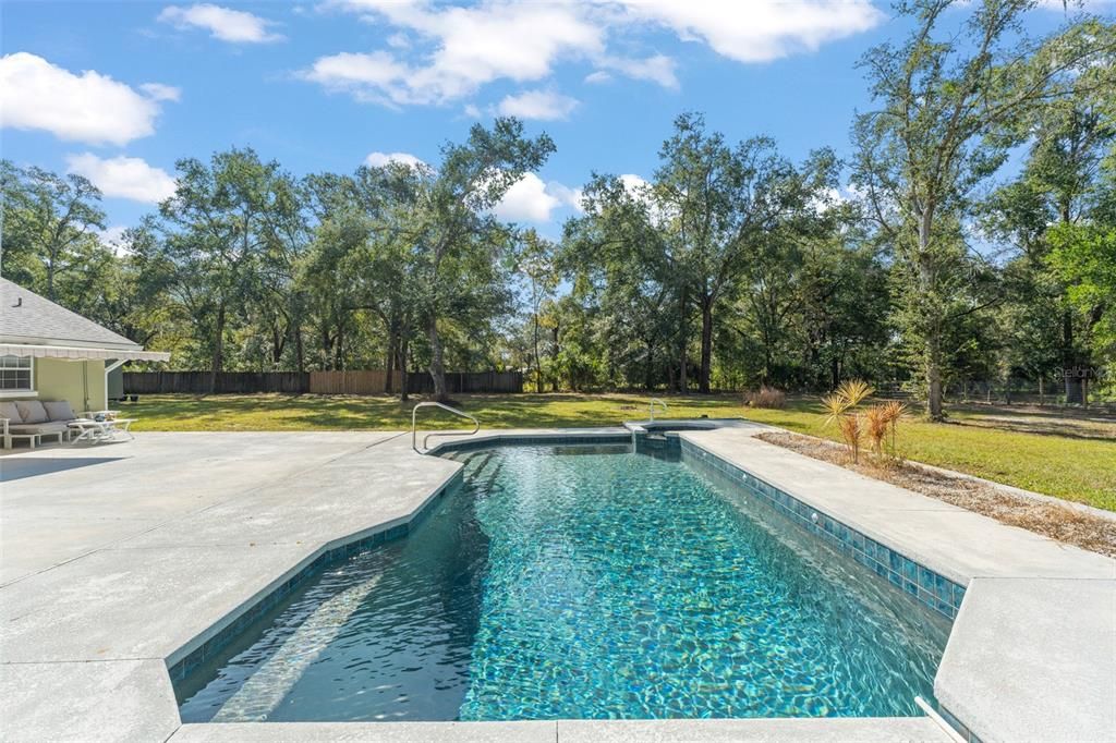 待售: $650,000 (3 贝兹, 2 浴室, 1995 平方英尺)