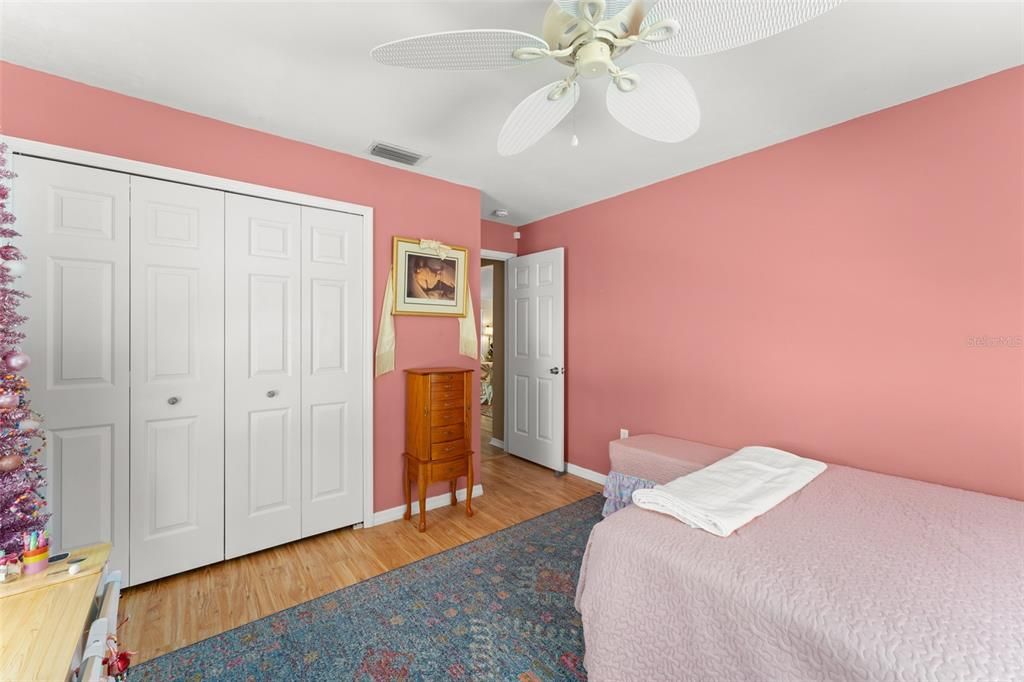 待售: $650,000 (3 贝兹, 2 浴室, 1995 平方英尺)