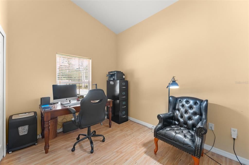 待售: $650,000 (3 贝兹, 2 浴室, 1995 平方英尺)