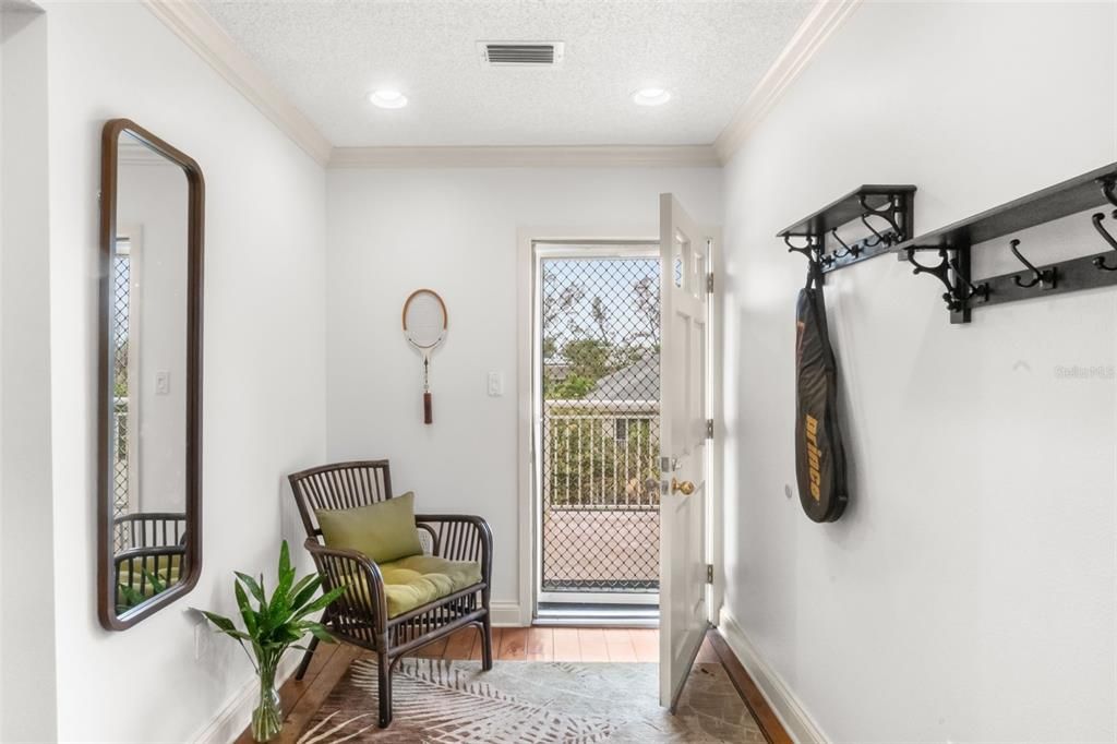 For Sale: $675,000 (2 beds, 2 baths, 1484 Square Feet)