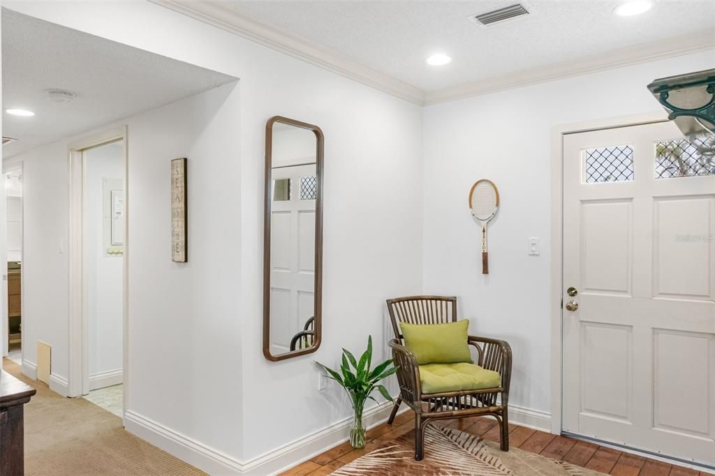 For Sale: $675,000 (2 beds, 2 baths, 1484 Square Feet)