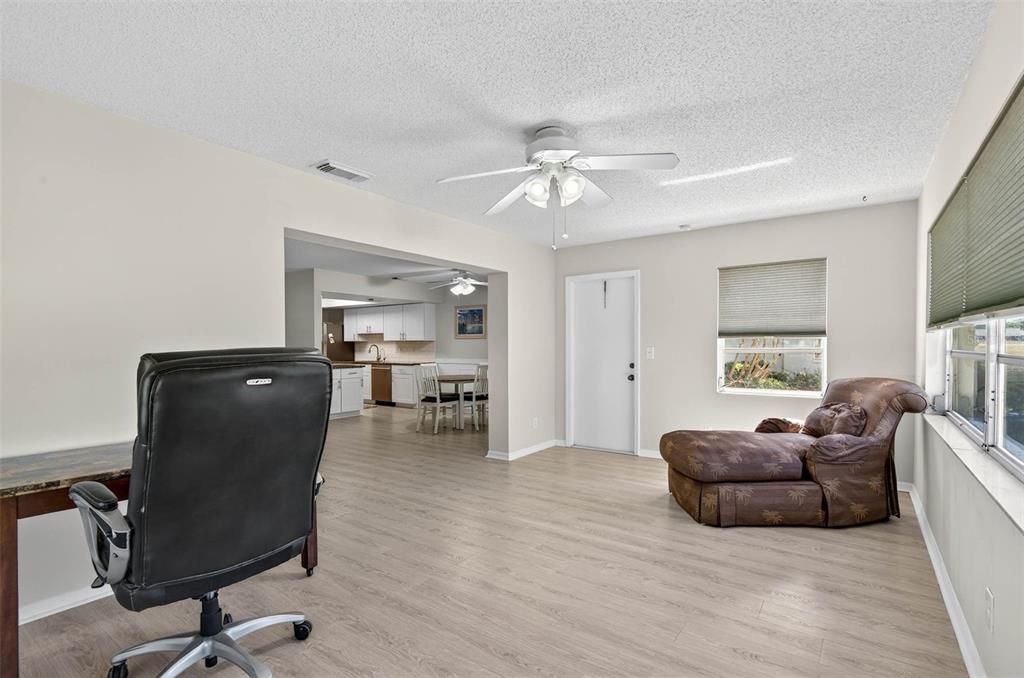 For Rent: $1,950 (2 beds, 2 baths, 1264 Square Feet)