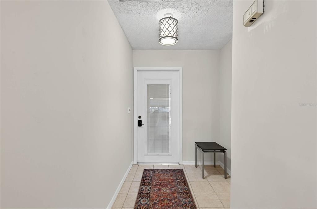 For Rent: $1,950 (2 beds, 2 baths, 1264 Square Feet)