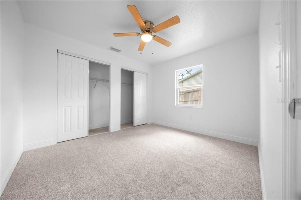 For Sale: $298,000 (3 beds, 2 baths, 1378 Square Feet)