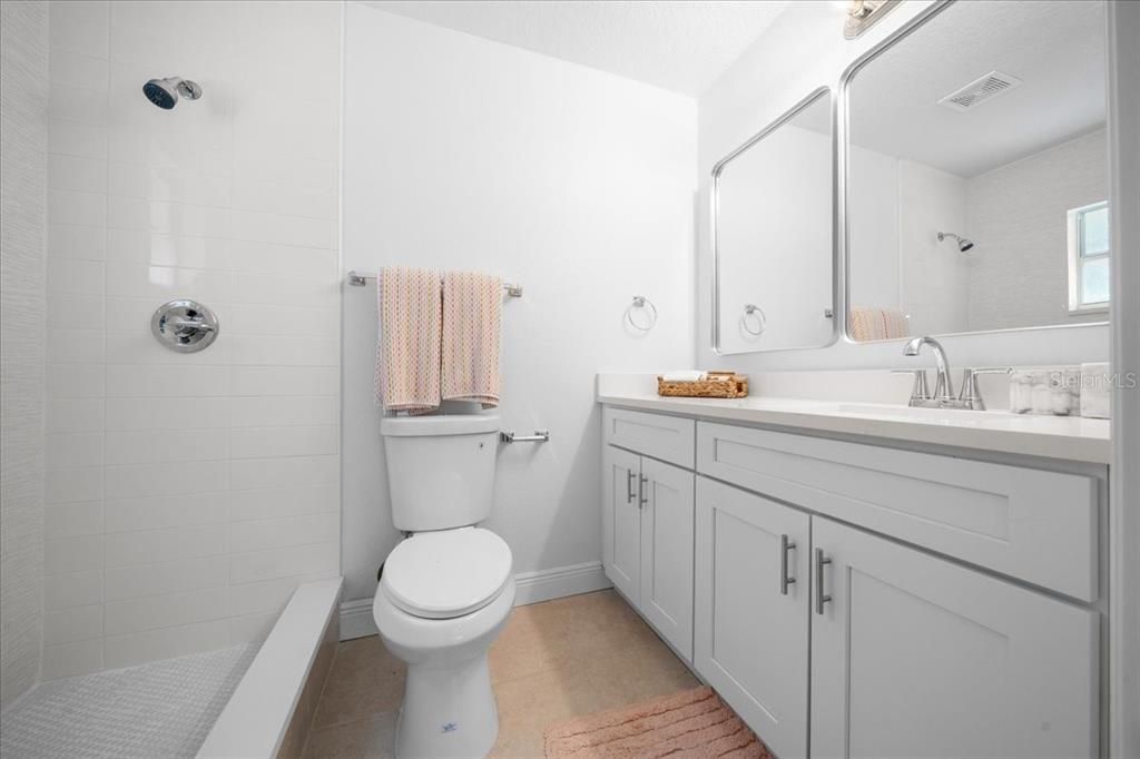 For Sale: $298,000 (3 beds, 2 baths, 1378 Square Feet)